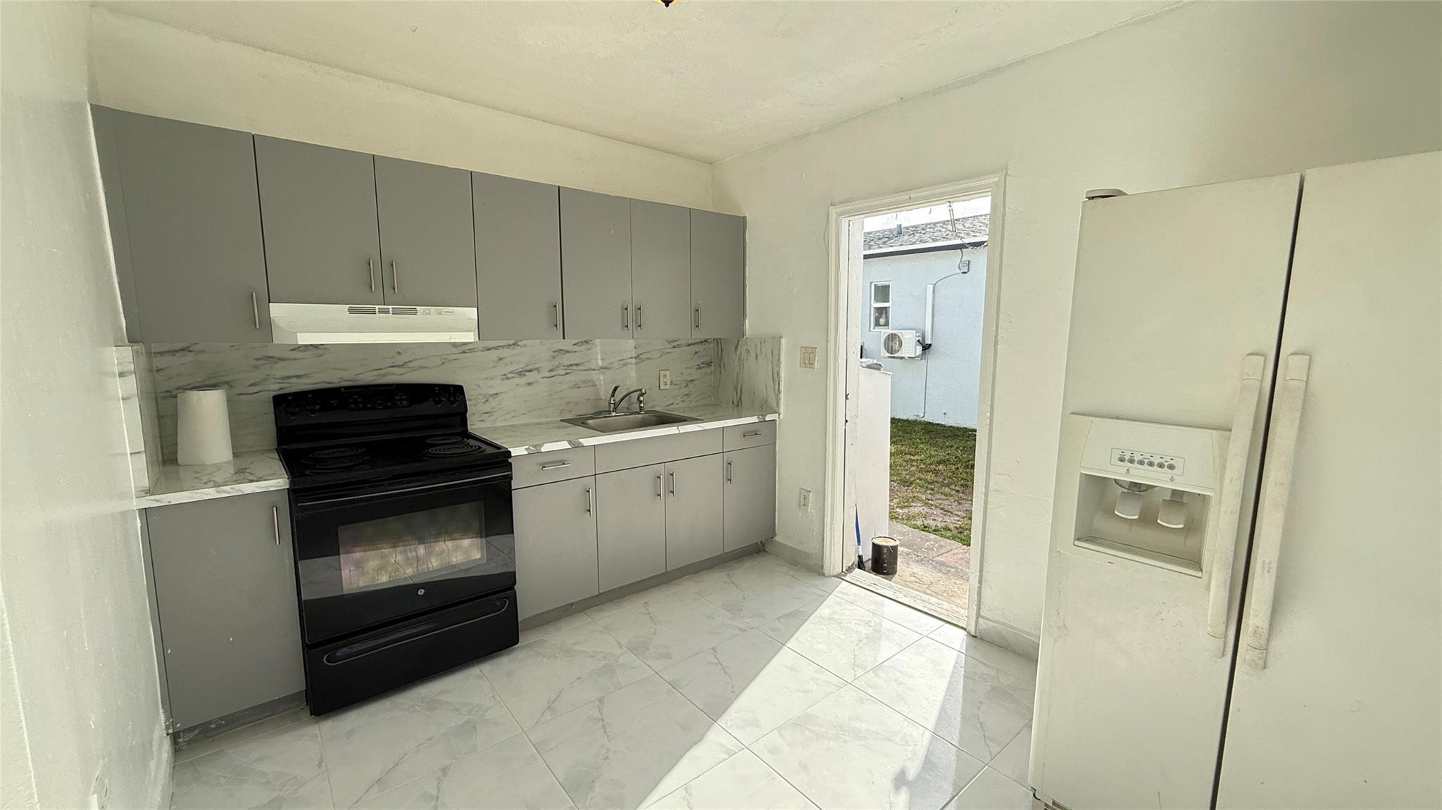 CARVER HEIGHTS - Residential Lease