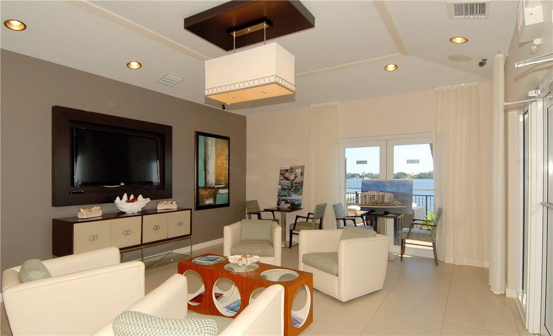 PENINSULA - Residential
