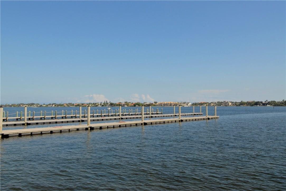 PENINSULA - Residential