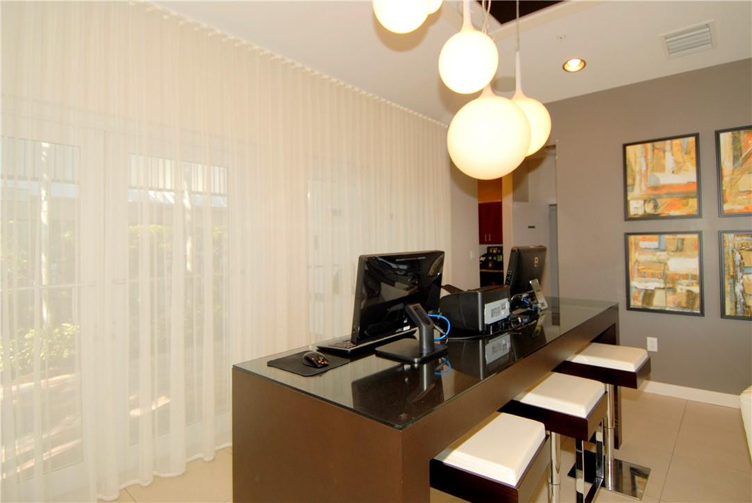 PENINSULA - Residential