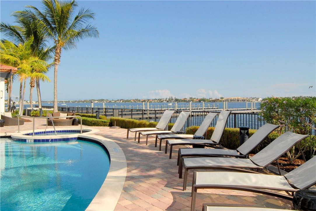 PENINSULA - Residential