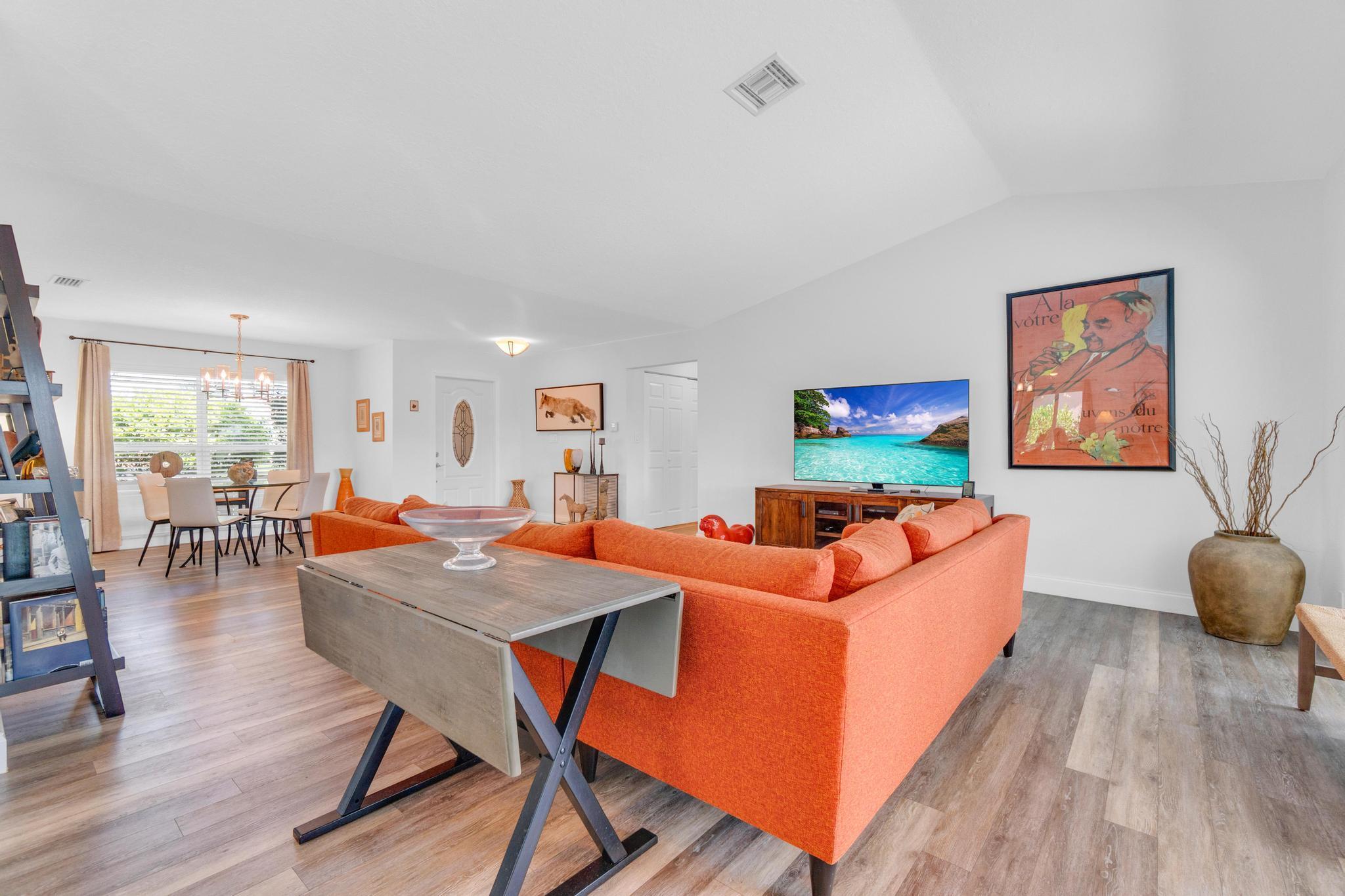 BOCA GREENS 1 - Residential
