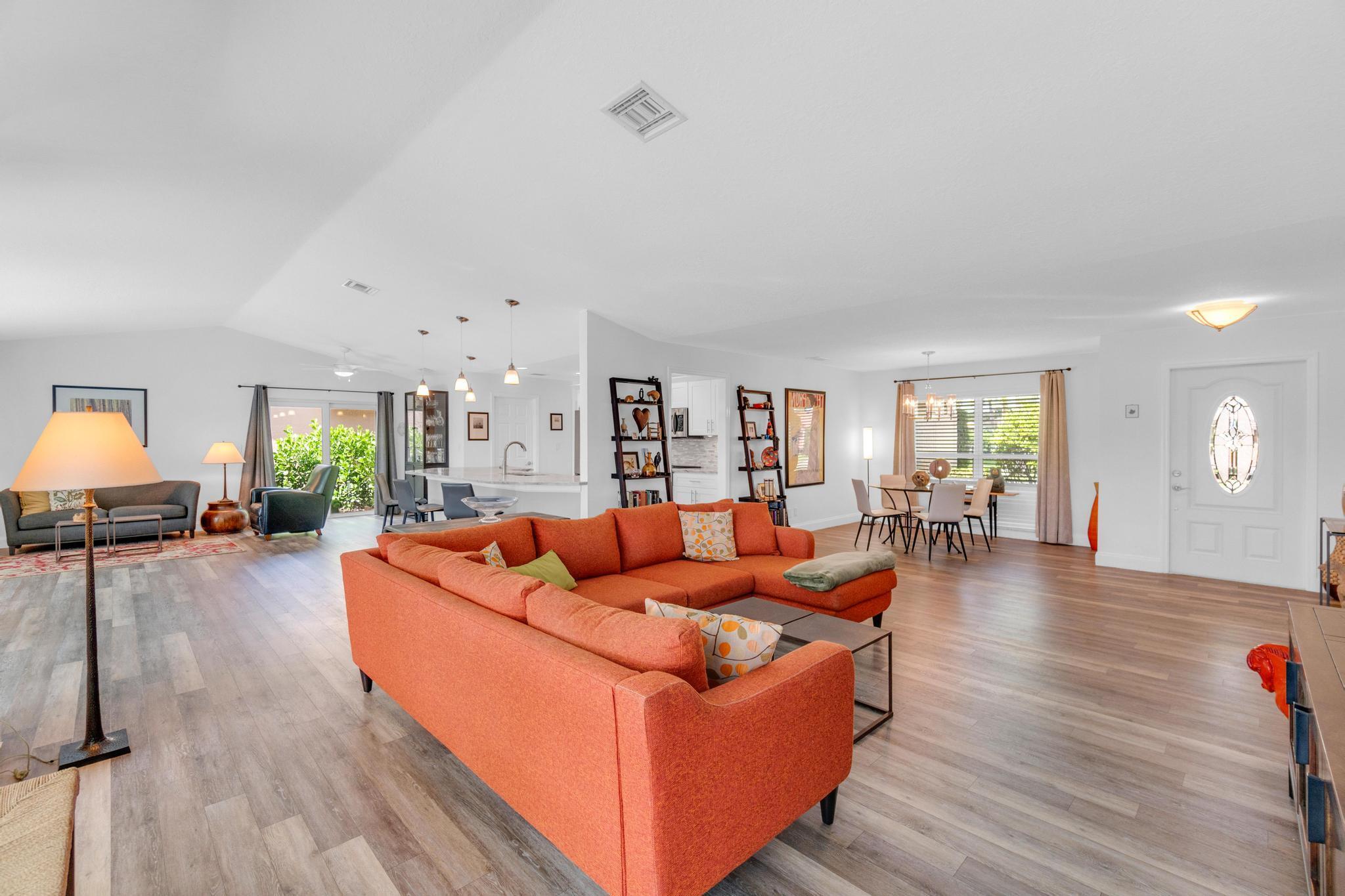 BOCA GREENS 1 - Residential
