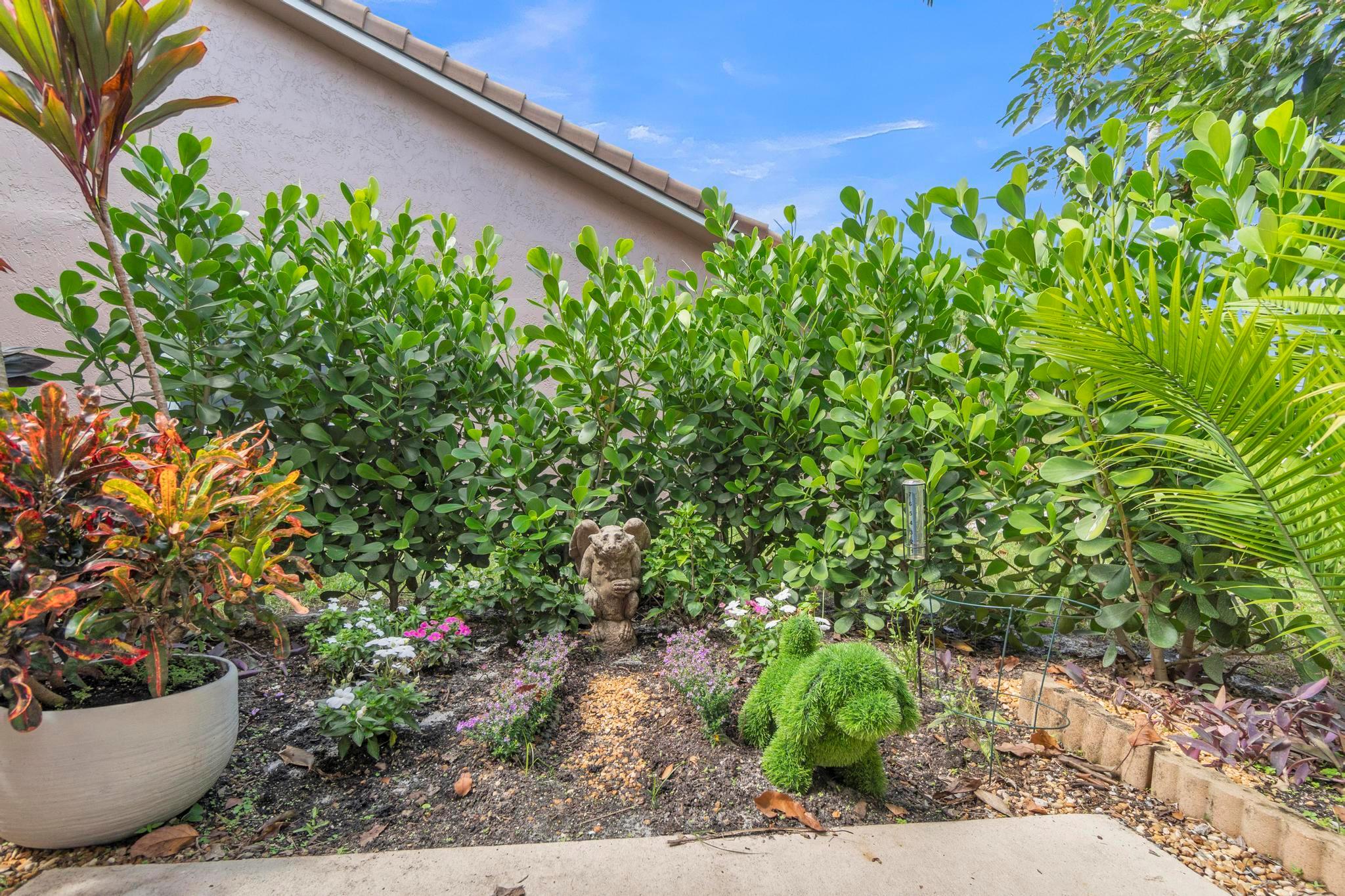 BOCA GREENS 1 - Residential