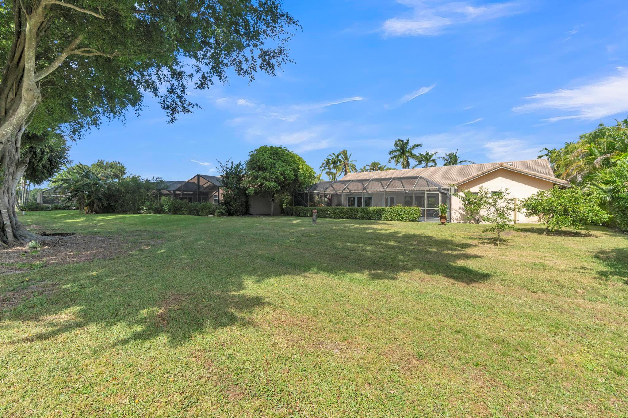 BOCA GREENS 1 - Residential