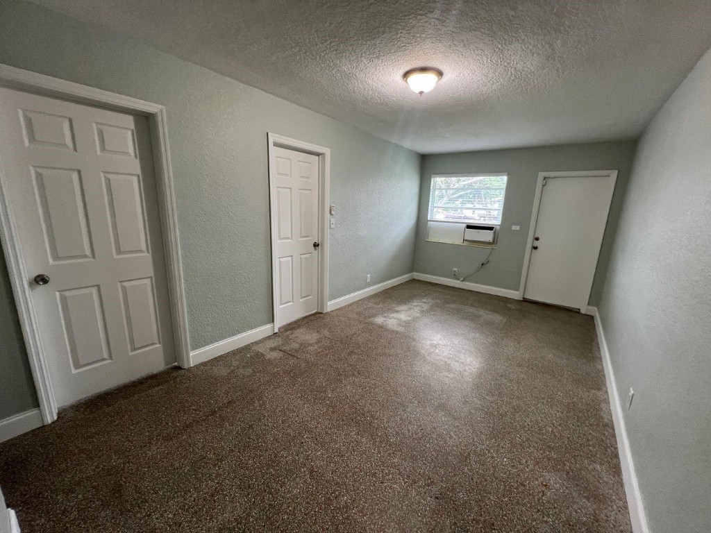 Carver Park 19-21 B - Residential Lease