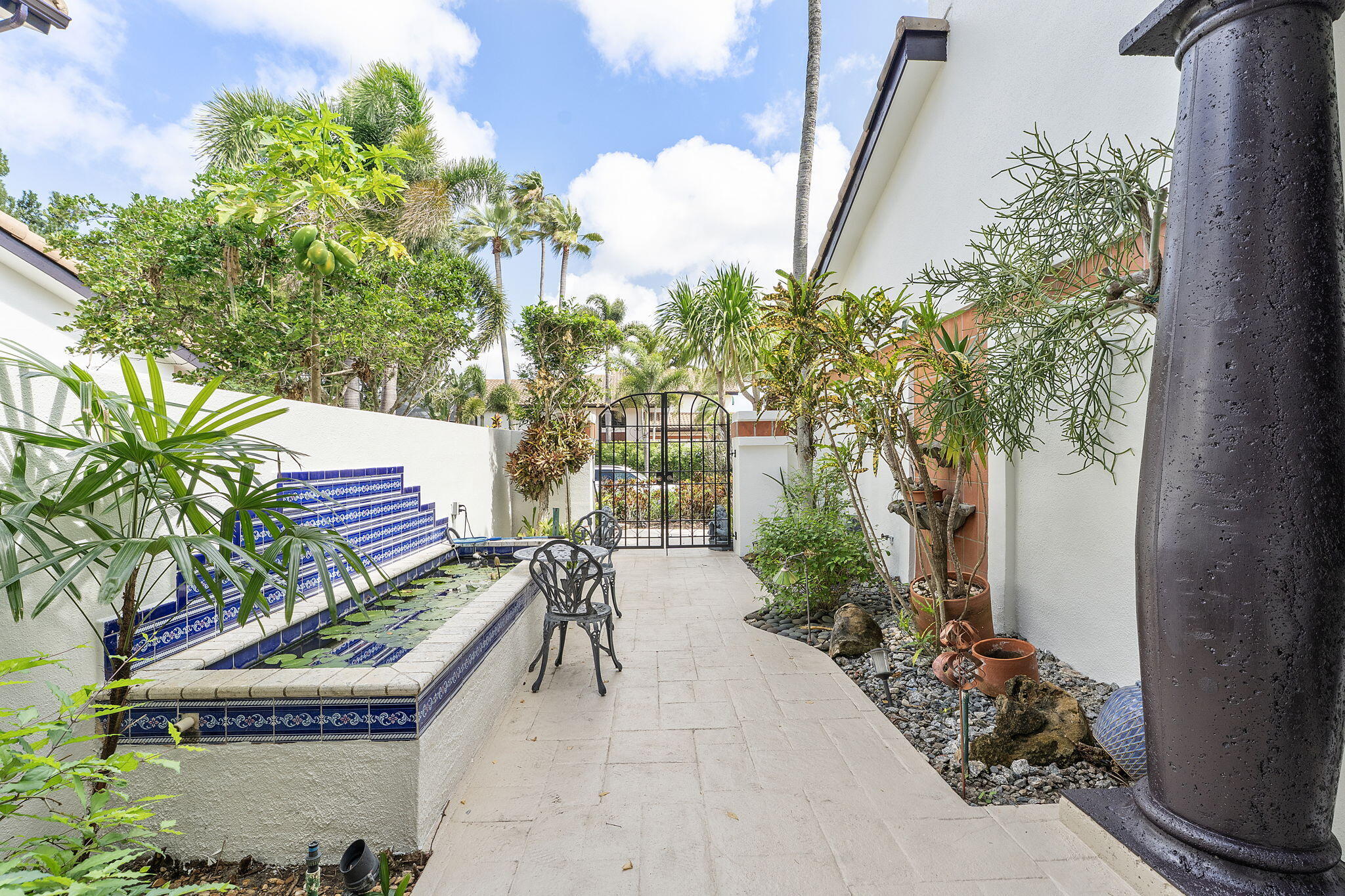 VILLA FLORA AT BOCA POINTE - Residential