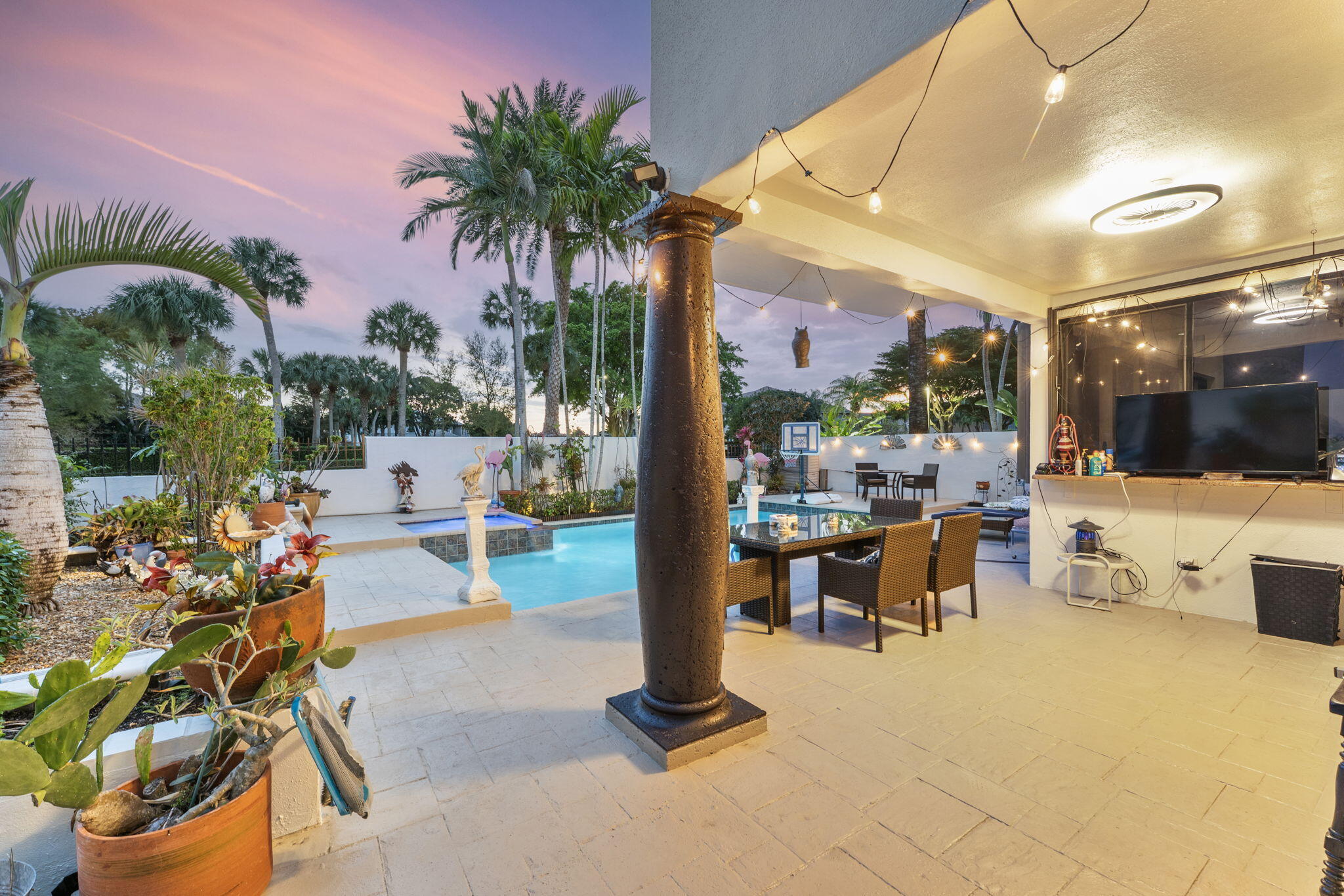 VILLA FLORA AT BOCA POINTE - Residential