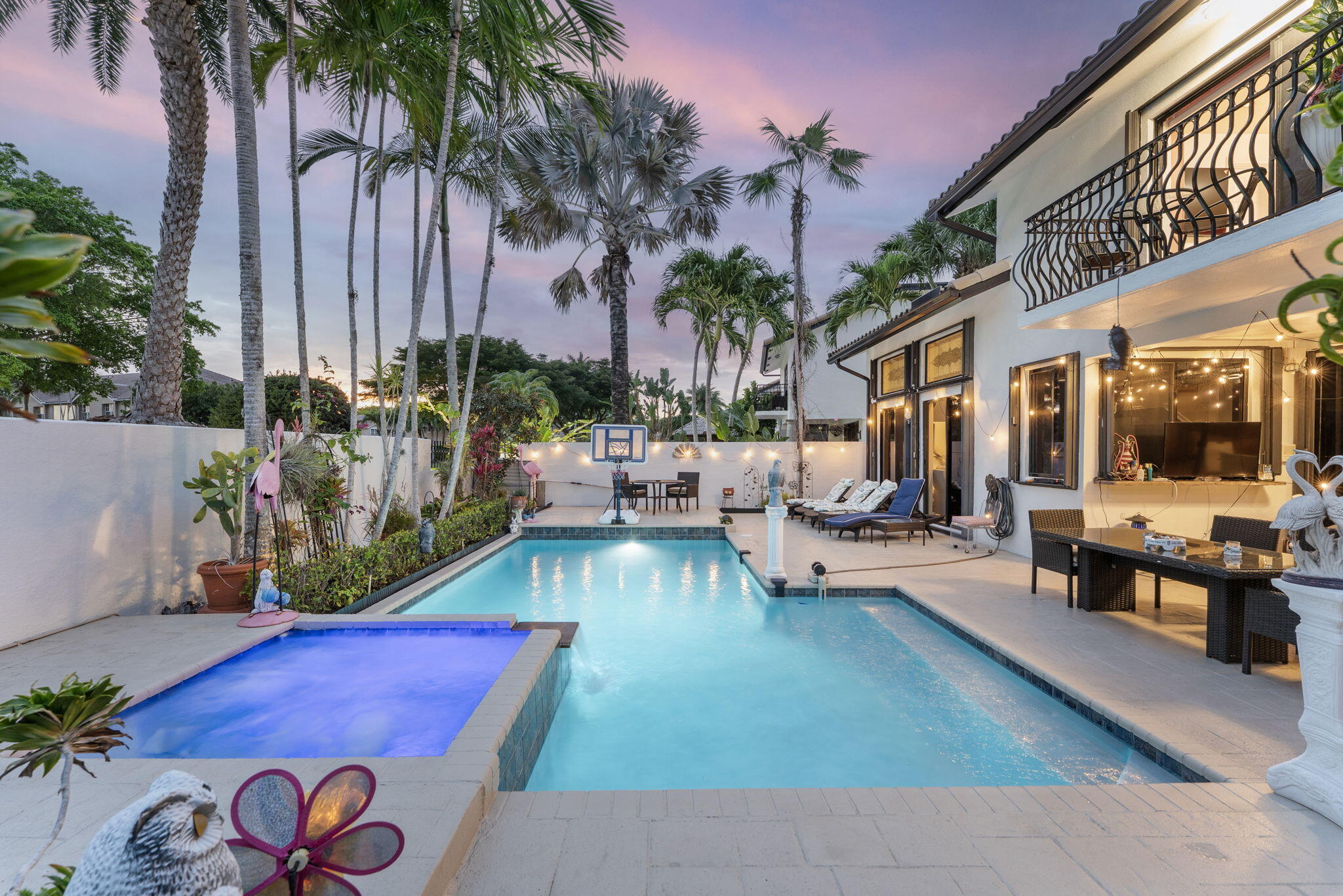 VILLA FLORA AT BOCA POINTE - Residential