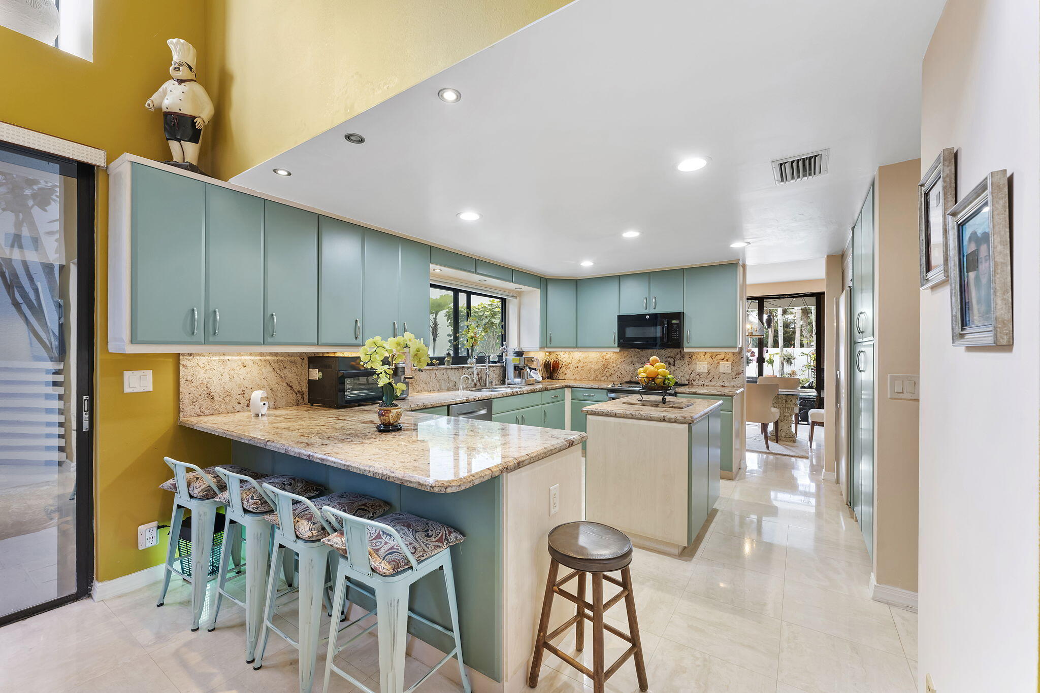 VILLA FLORA AT BOCA POINTE - Residential