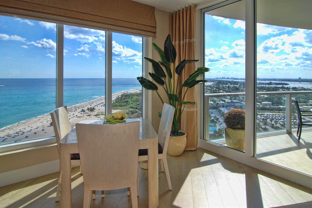 RITZ CARLTON RESIDENCES - Residential