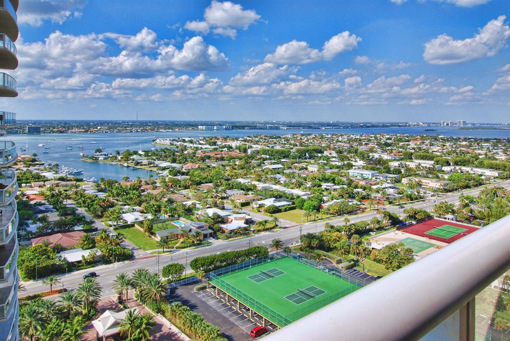 RITZ CARLTON RESIDENCES - Residential