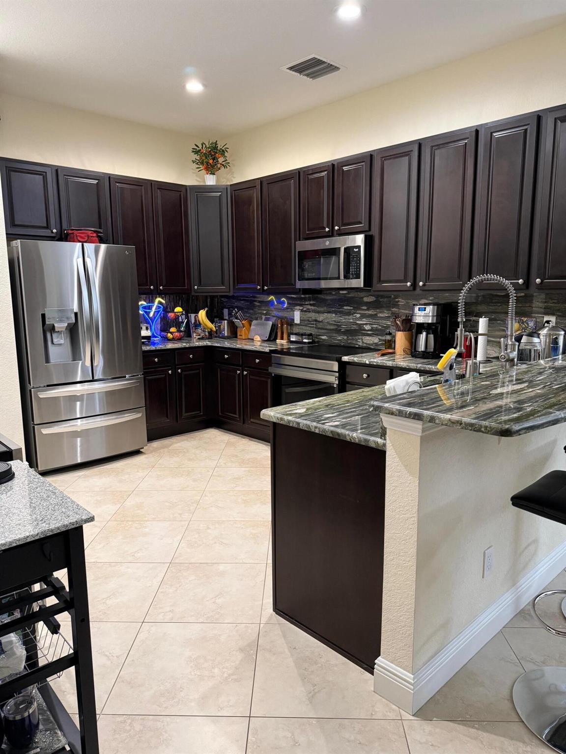 VERANO PUD NO 1 - Residential Lease