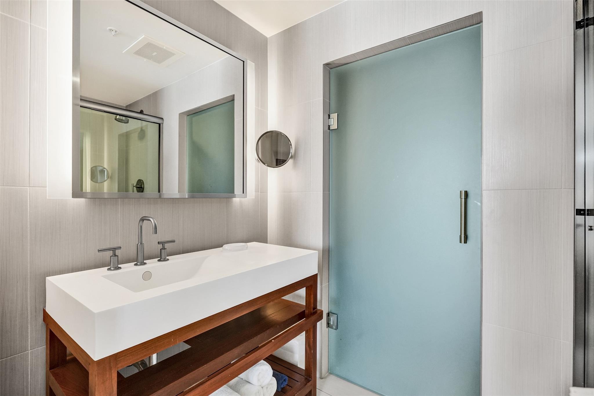 Fort Lauderdale Residnces - Residential Lease