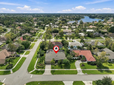 Tiny photo for 13629 NORTHUMBERLAND Circle, Wellington, FL 33414 (MLS # B26085537)