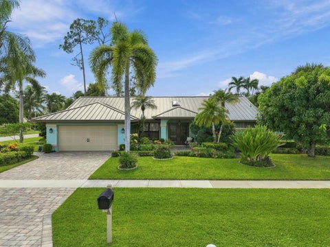 Tiny photo for 13629 NORTHUMBERLAND Circle, Wellington, FL 33414 (MLS # B26085537)