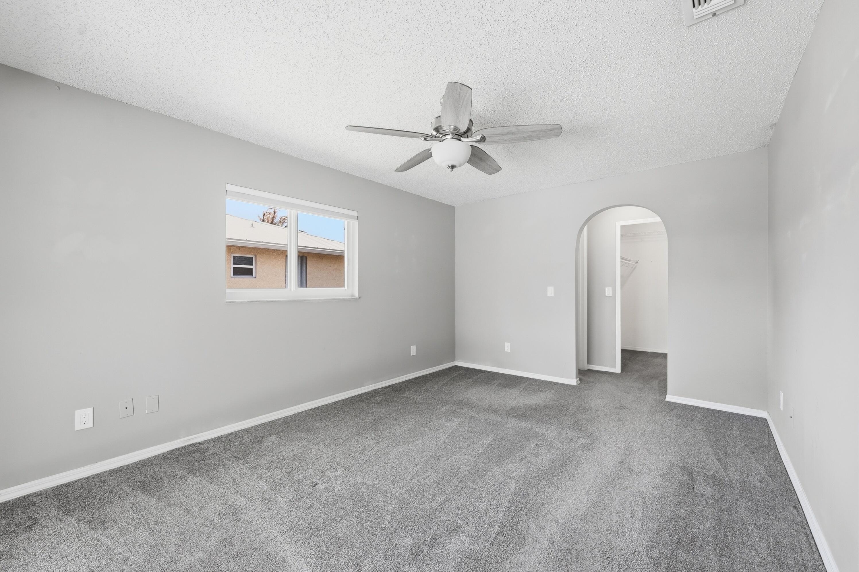 PORT ST LUCIE SECTION 10 - Residential