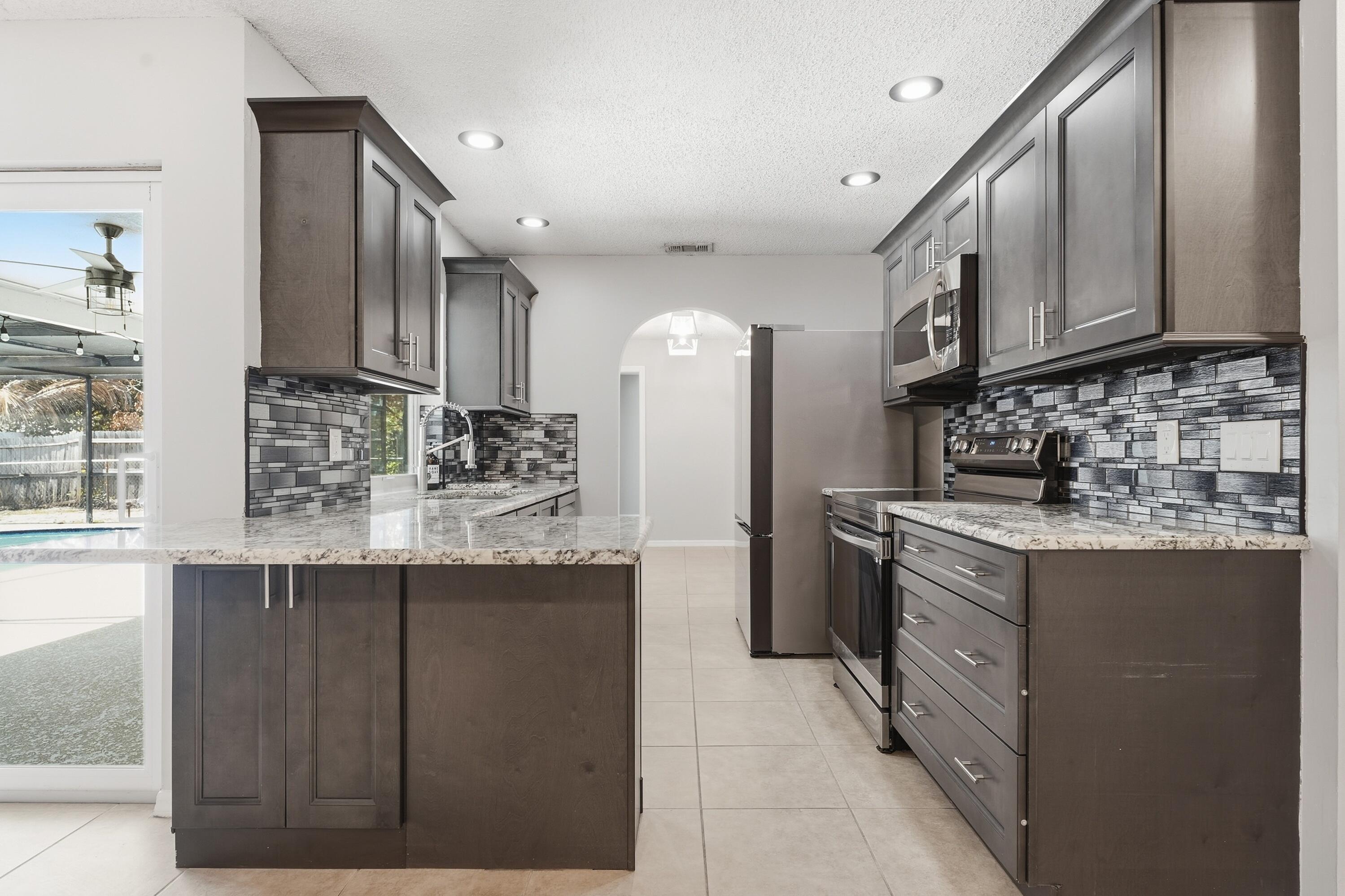 PORT ST LUCIE SECTION 10 - Residential