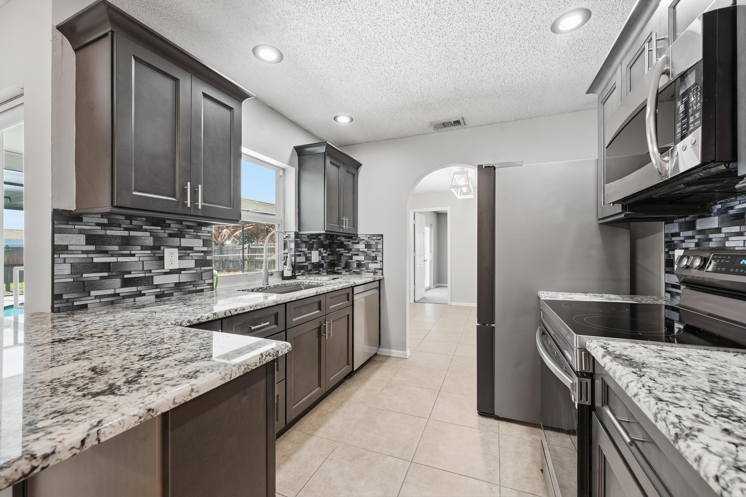 PORT ST LUCIE SECTION 10 - Residential