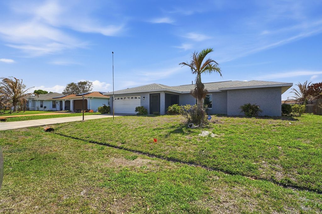 Photo of 826 SE Quiescent Lane, Port Saint Lucie, FL 34983 (MLS # R11164751)