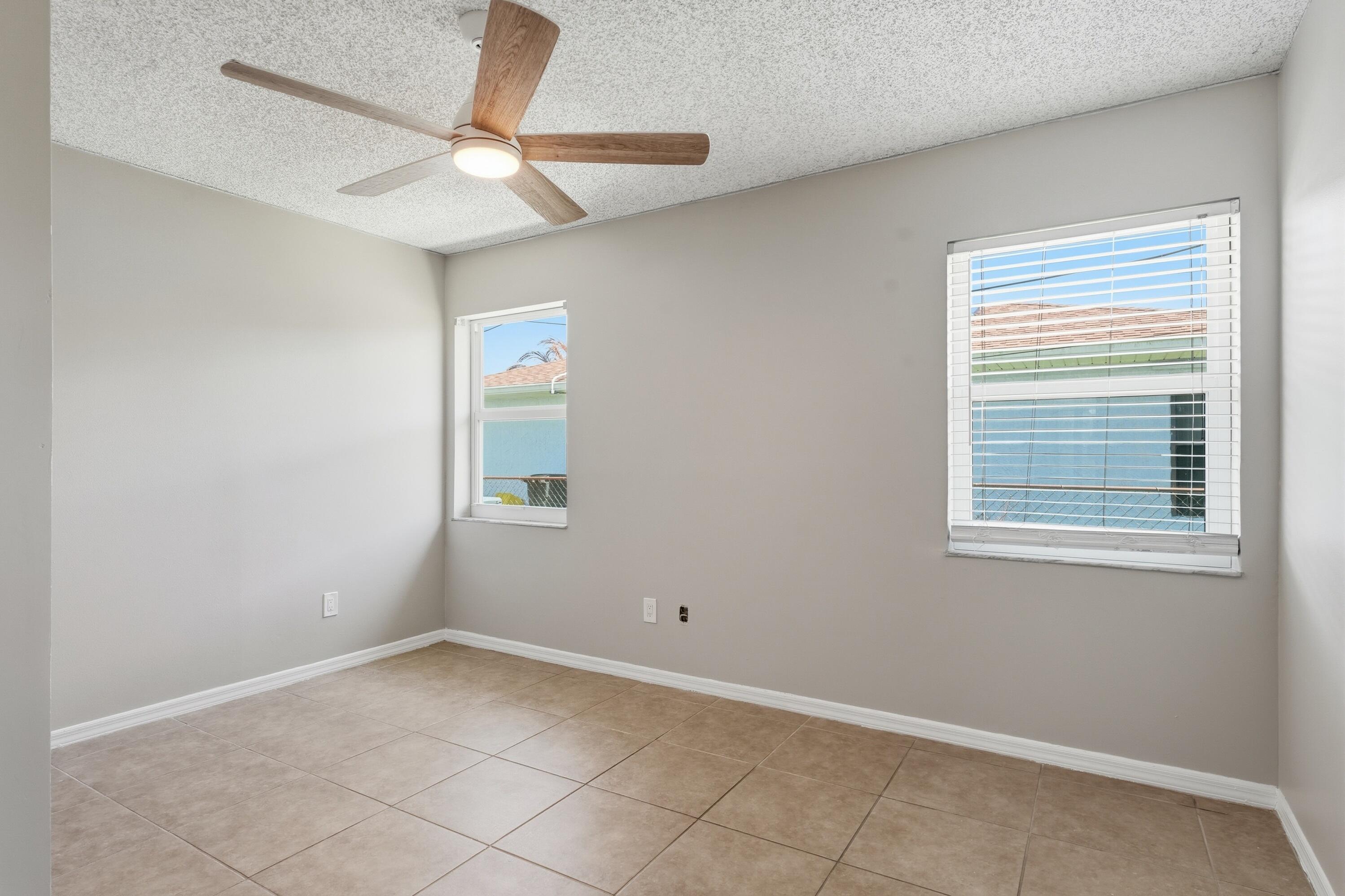 PORT ST LUCIE SECTION 10 - Residential