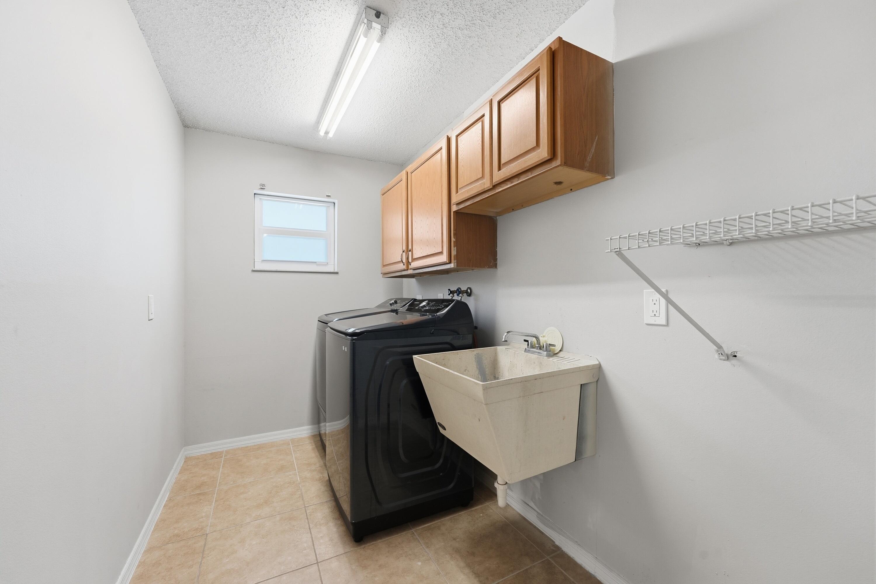 PORT ST LUCIE SECTION 10 - Residential