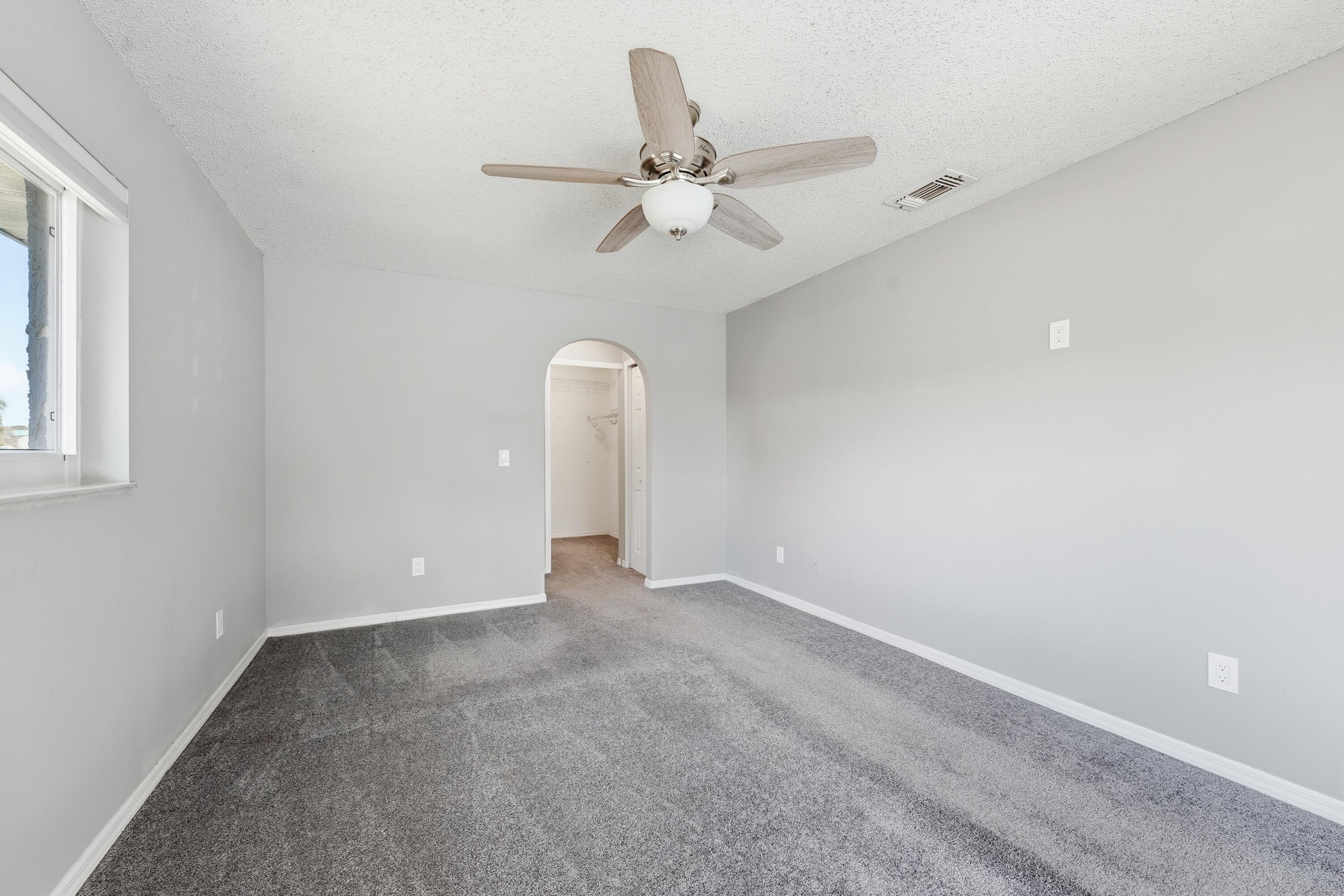 PORT ST LUCIE SECTION 10 - Residential