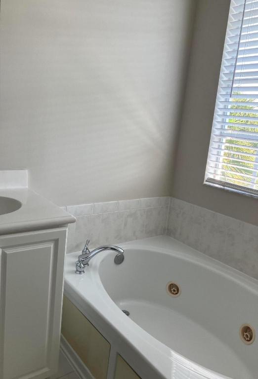 OCEAN CAY - Residential