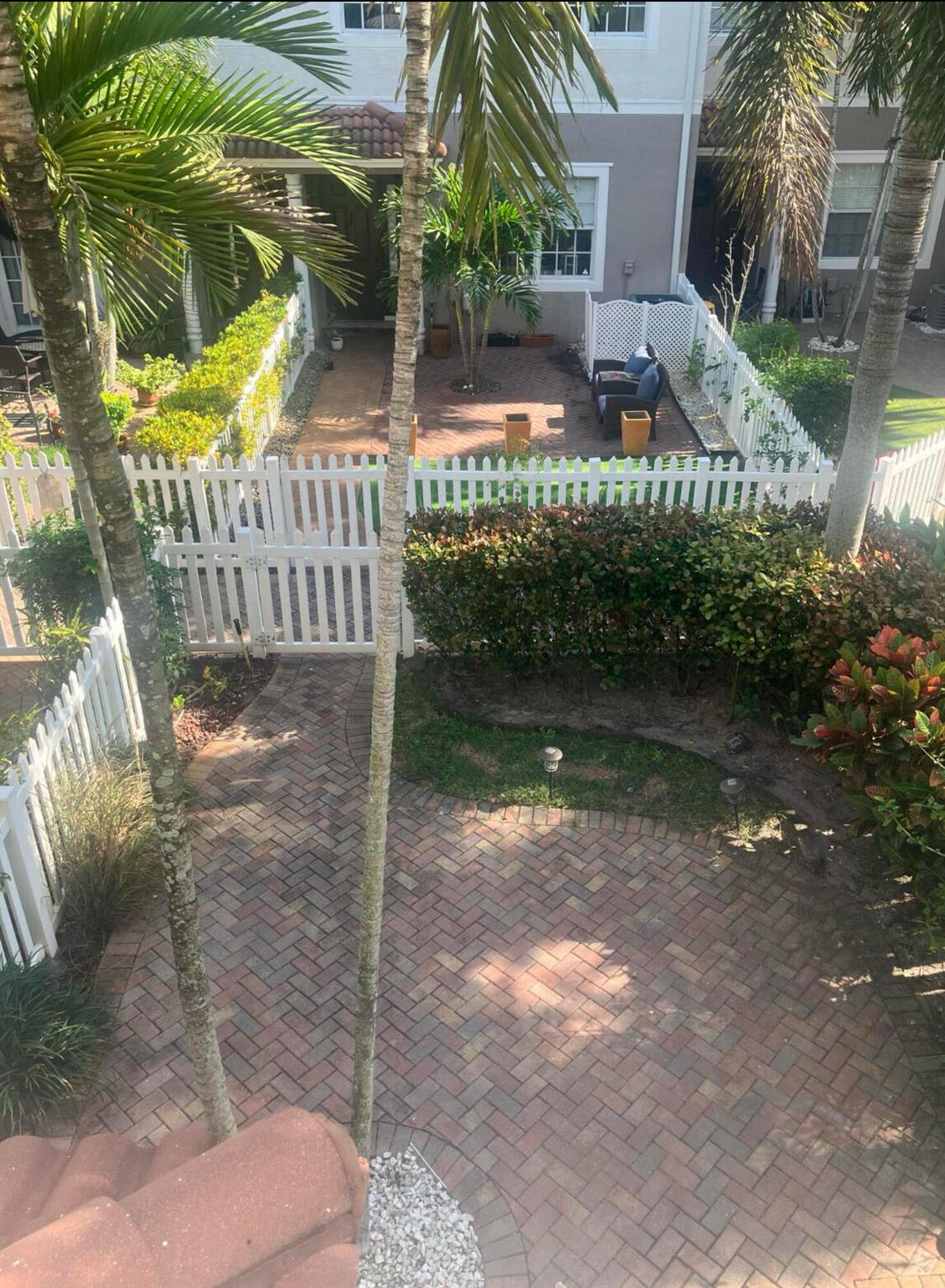 OCEAN CAY - Residential