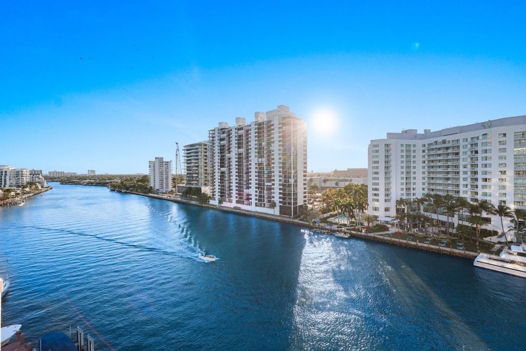 Photo of 2800 E Sunrise Boulevard #10A, Fort Lauderdale, FL 33304 (MLS # F10554307)