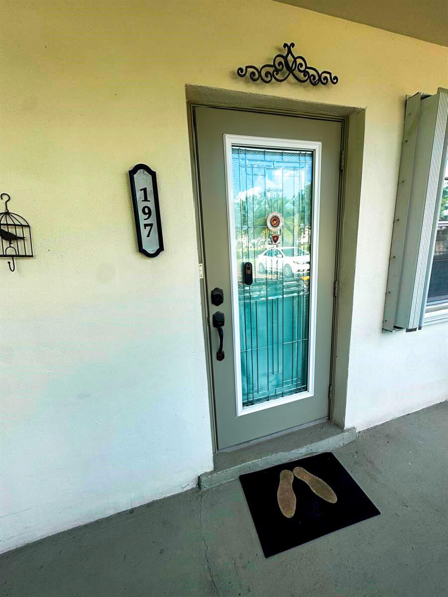 KENT CONDOS - Residential