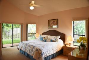 MARCHAND - Residential