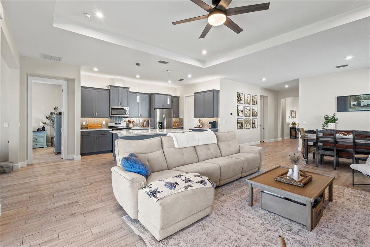 SEVILLE PHASE 1 - Residential