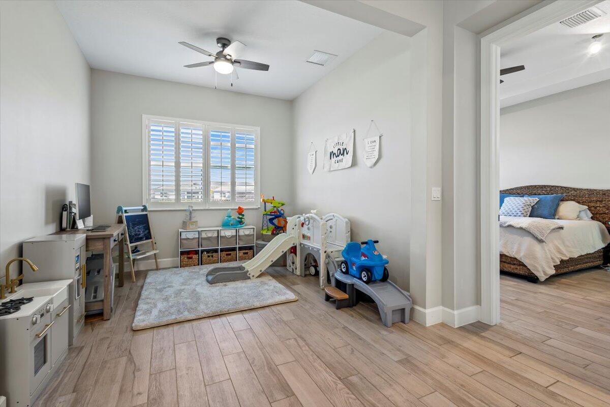 SEVILLE PHASE 1 - Residential