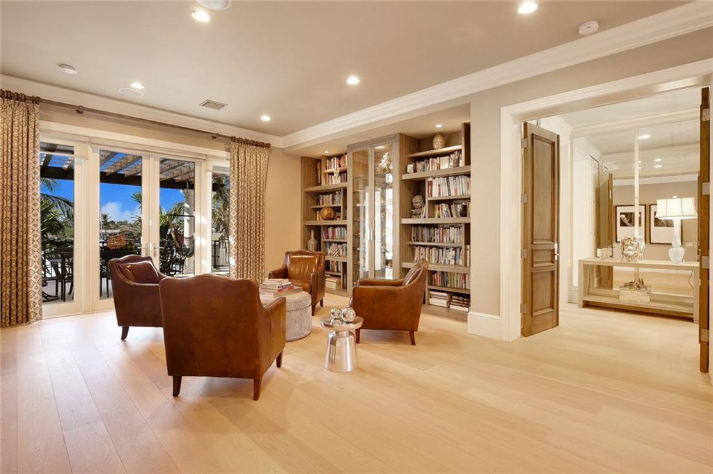 HARBOR BEACH - Residential