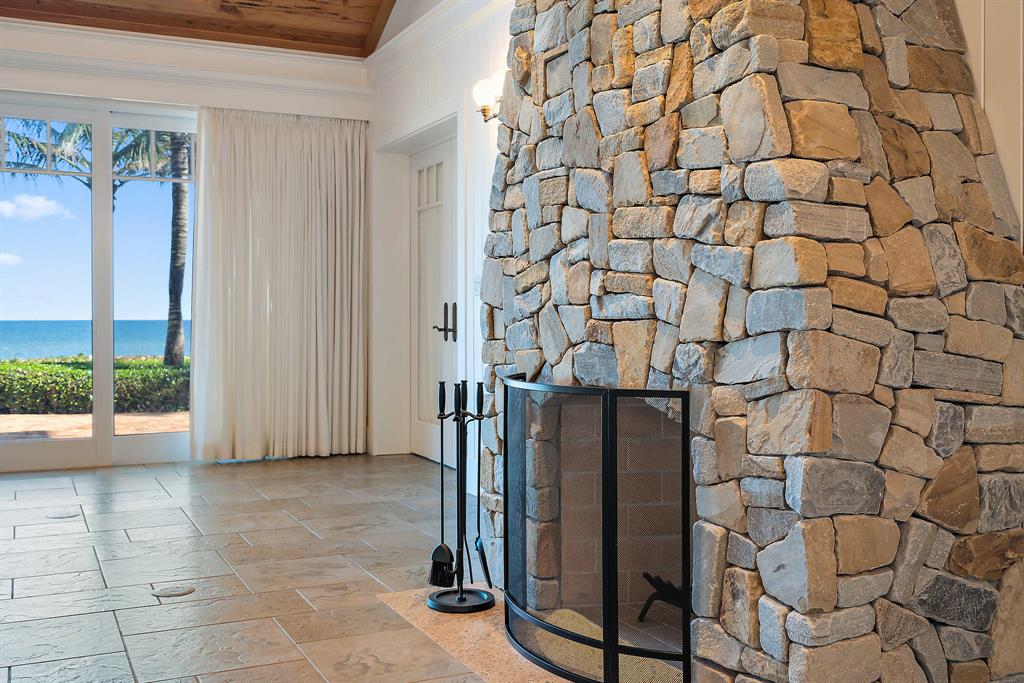 JUPITER ISLAND - Residential