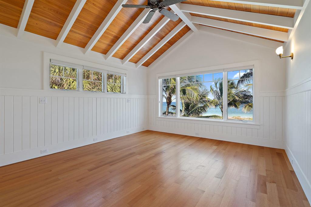 JUPITER ISLAND - Residential