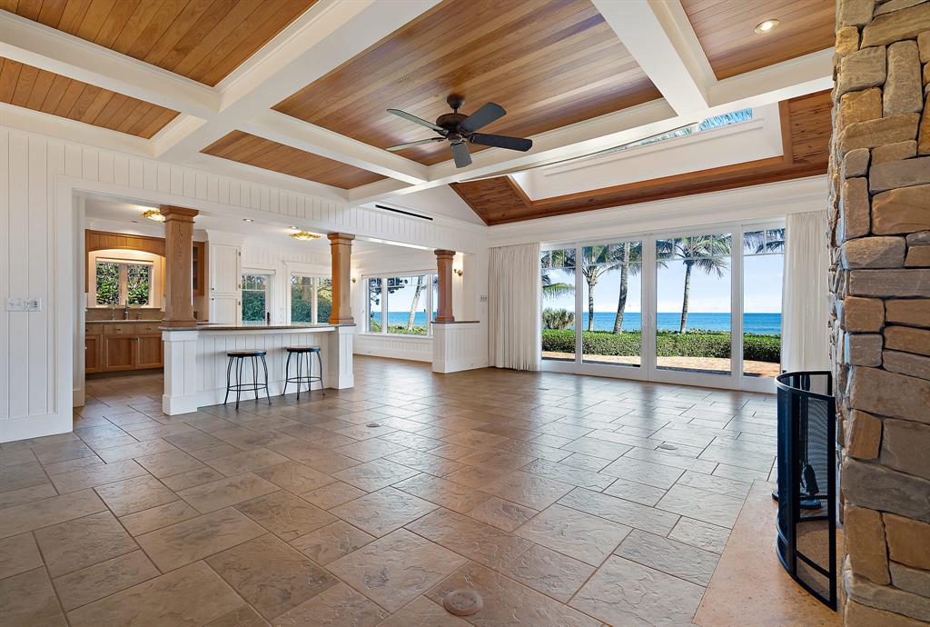 JUPITER ISLAND - Residential