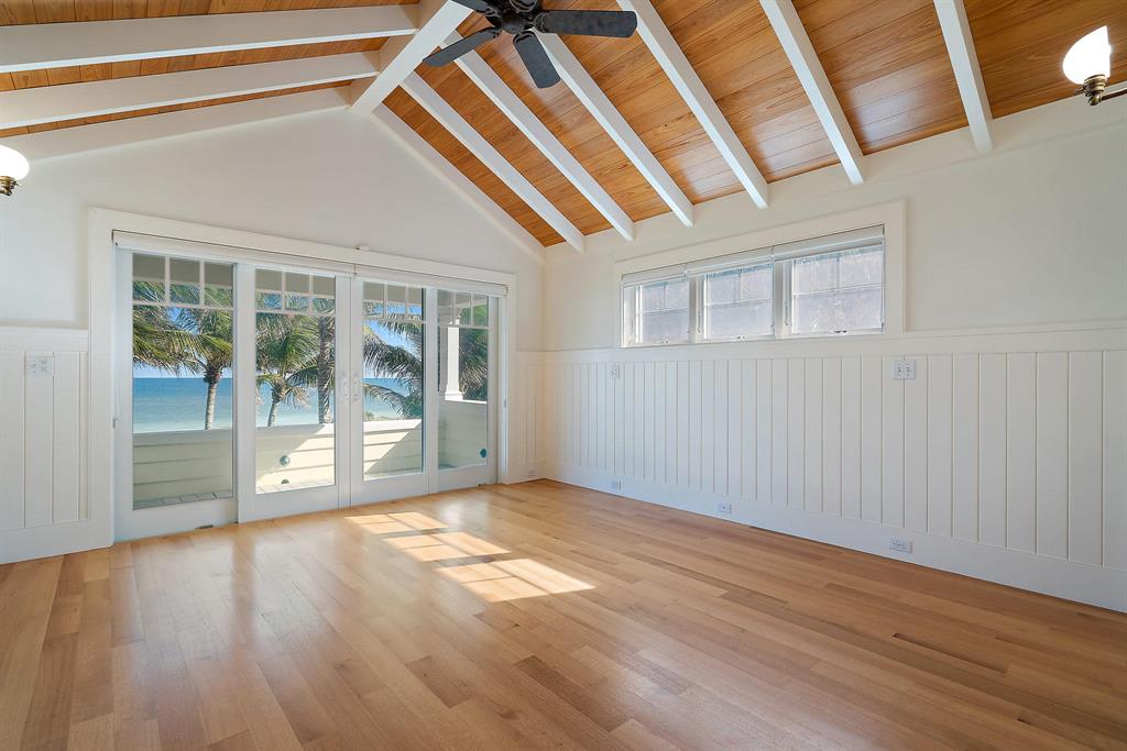 JUPITER ISLAND - Residential