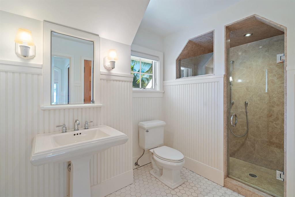 JUPITER ISLAND - Residential