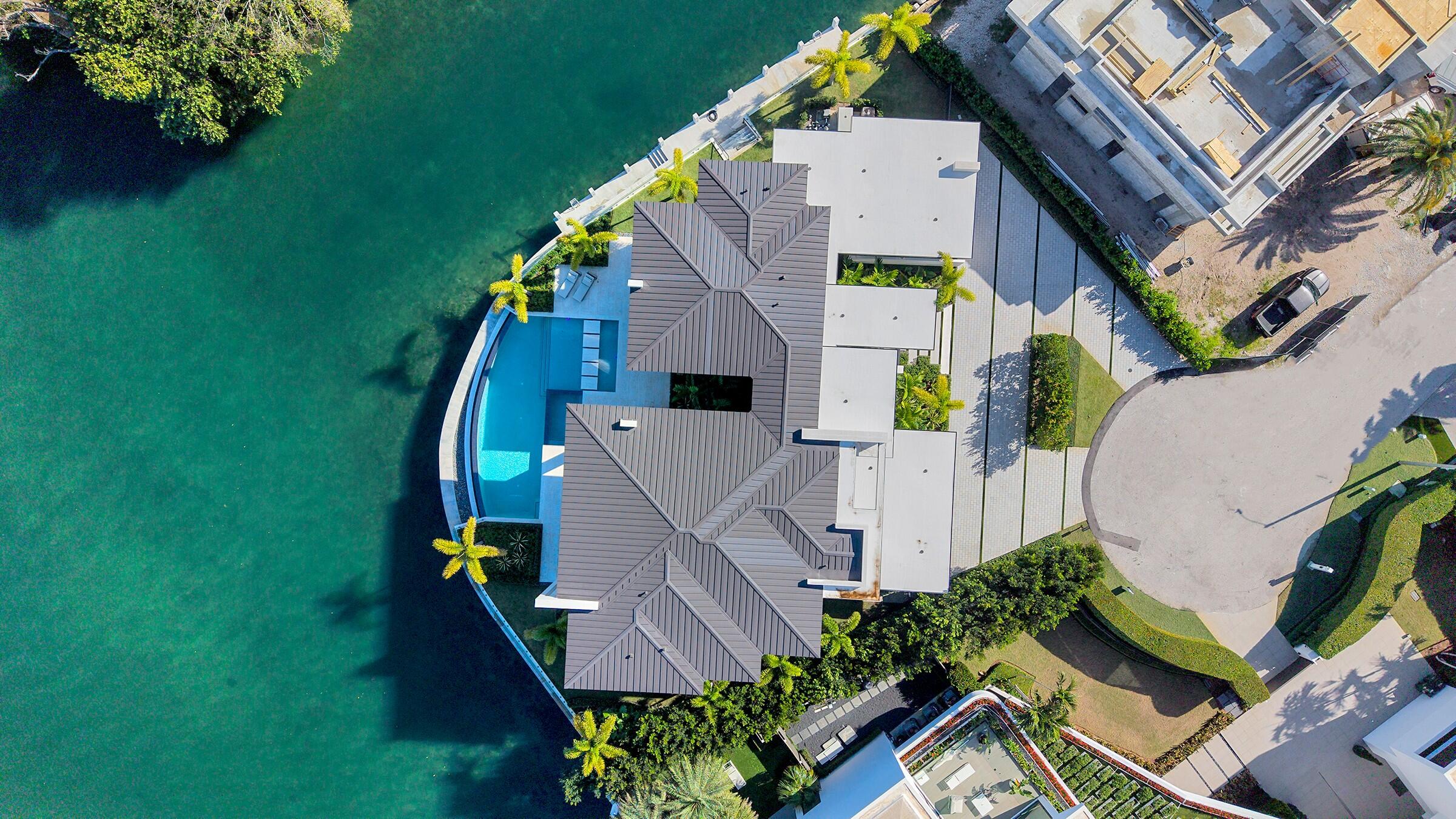 SUN AND SURF CLUB COMMUNITY - Residential