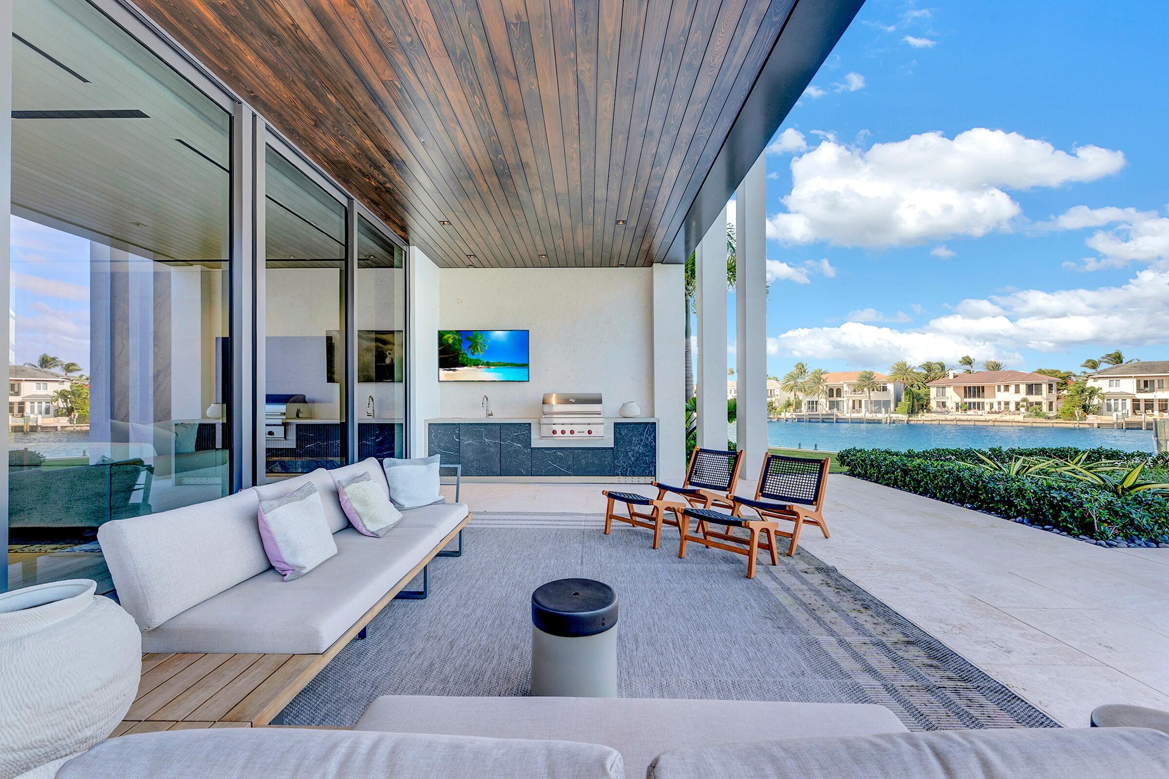 SUN AND SURF CLUB COMMUNITY - Residential