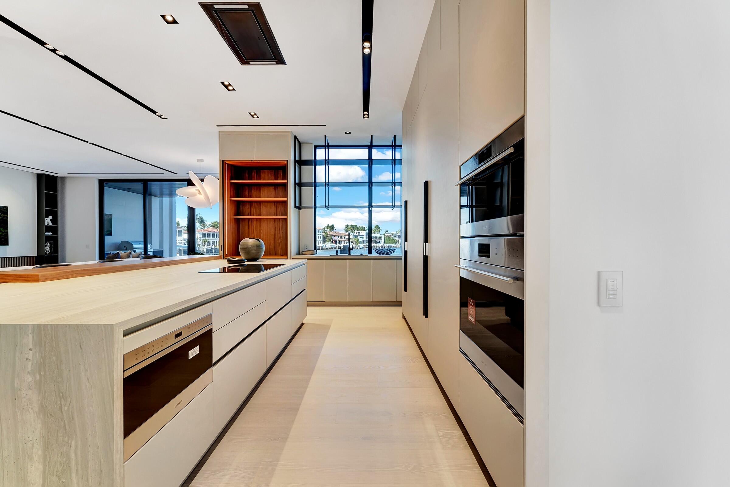 SUN AND SURF CLUB COMMUNITY - Residential