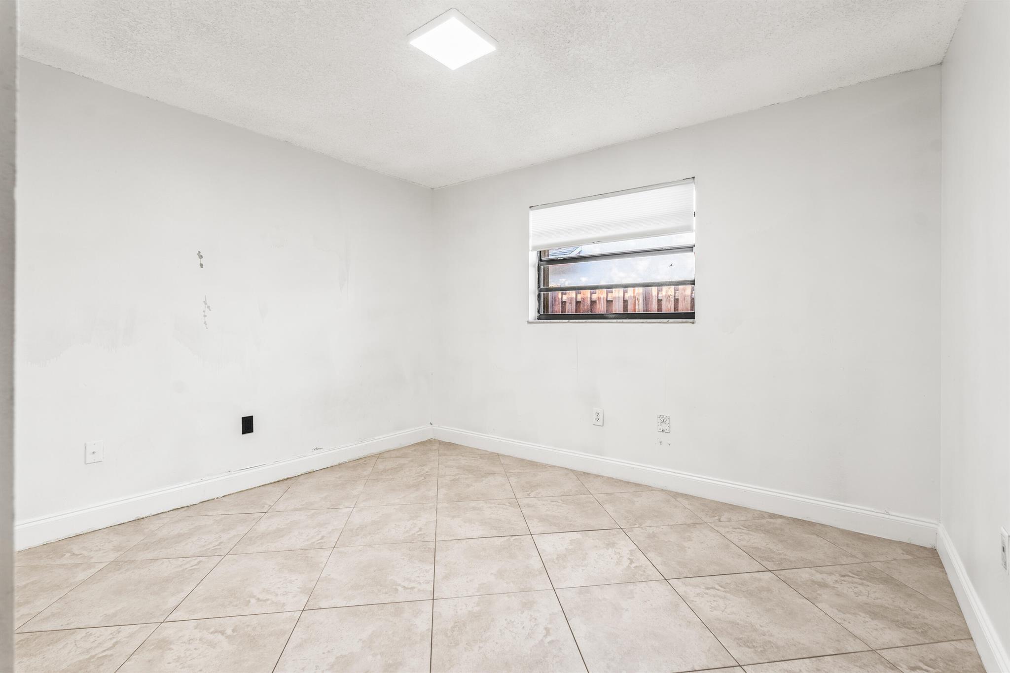 NEW RIVER ESTATES SEC 11 - Residential