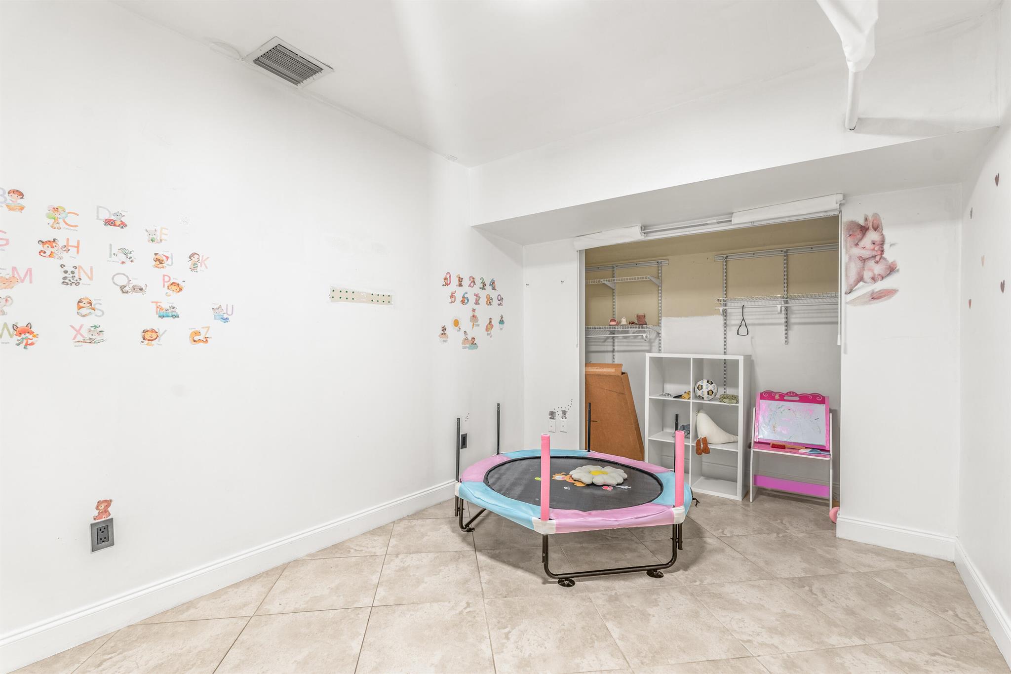 NEW RIVER ESTATES SEC 11 - Residential