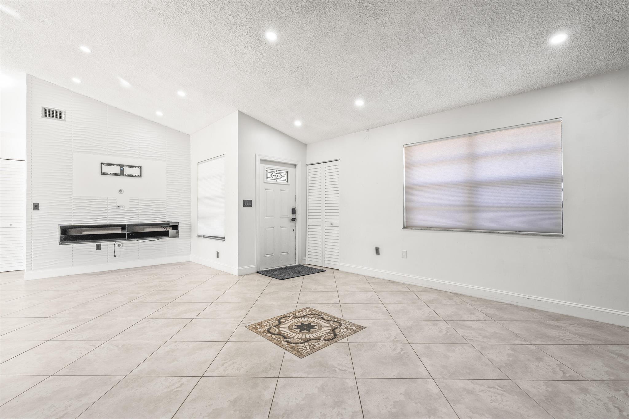 NEW RIVER ESTATES SEC 11 - Residential