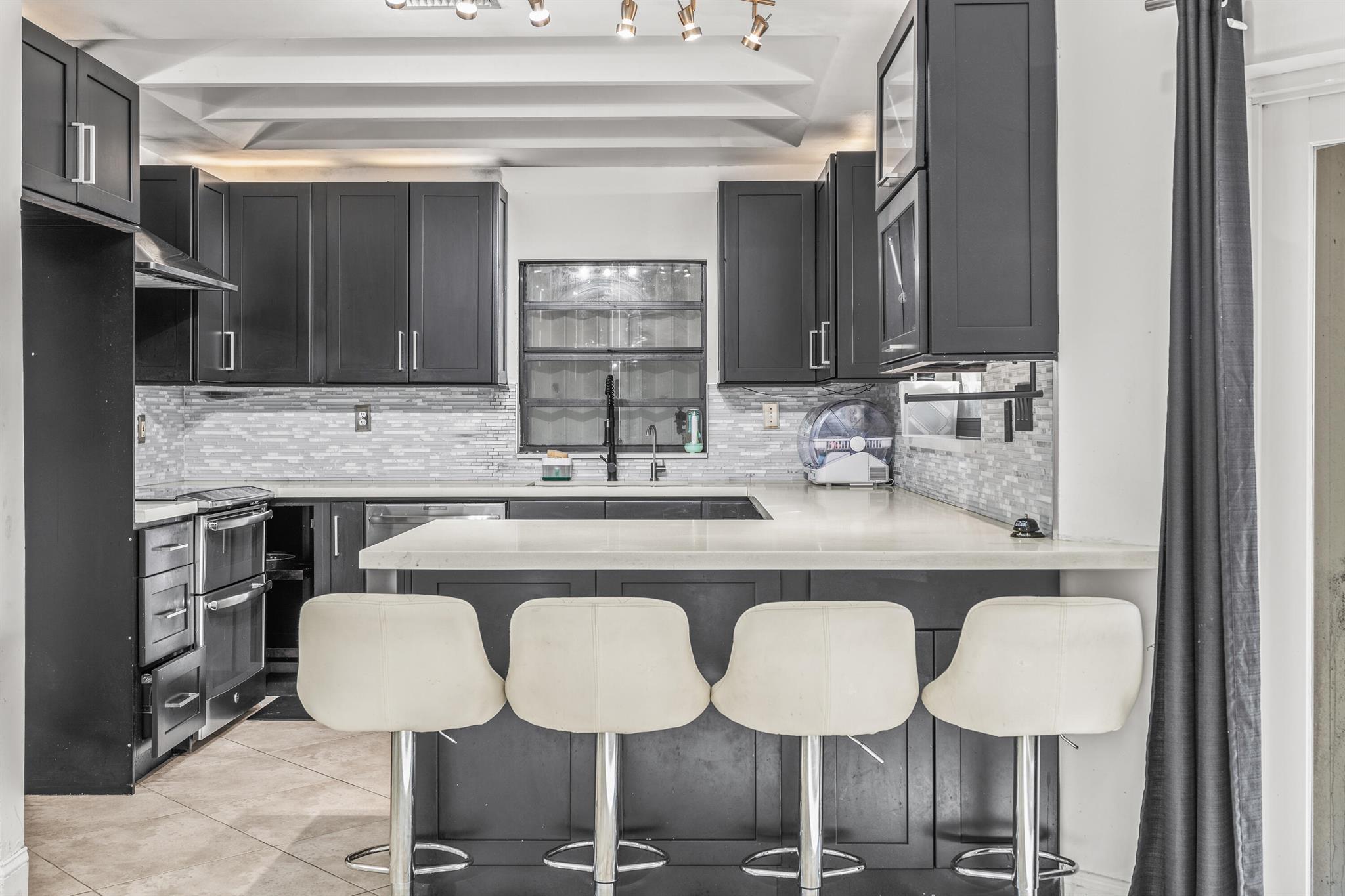 NEW RIVER ESTATES SEC 11 - Residential