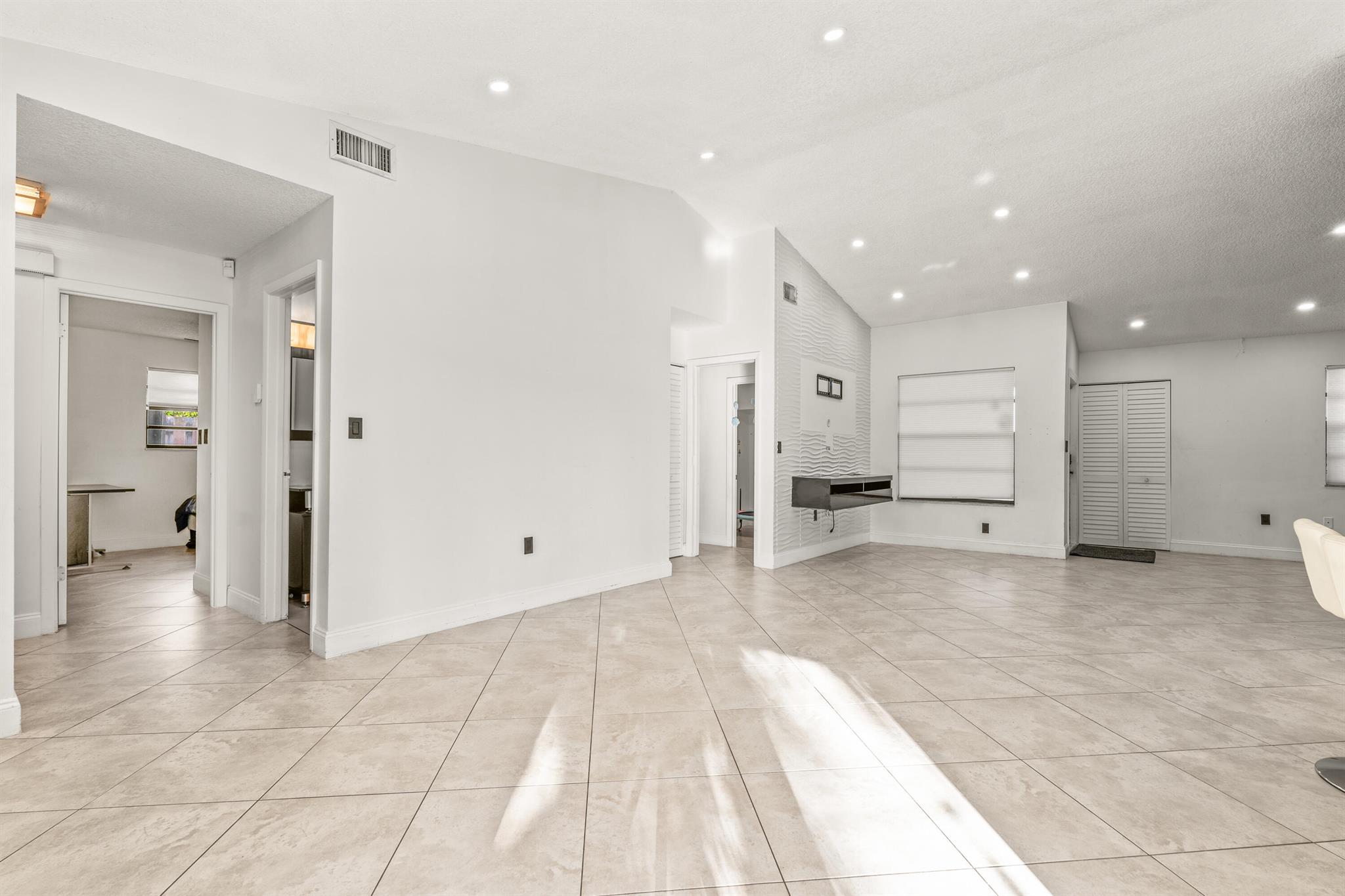 NEW RIVER ESTATES SEC 11 - Residential