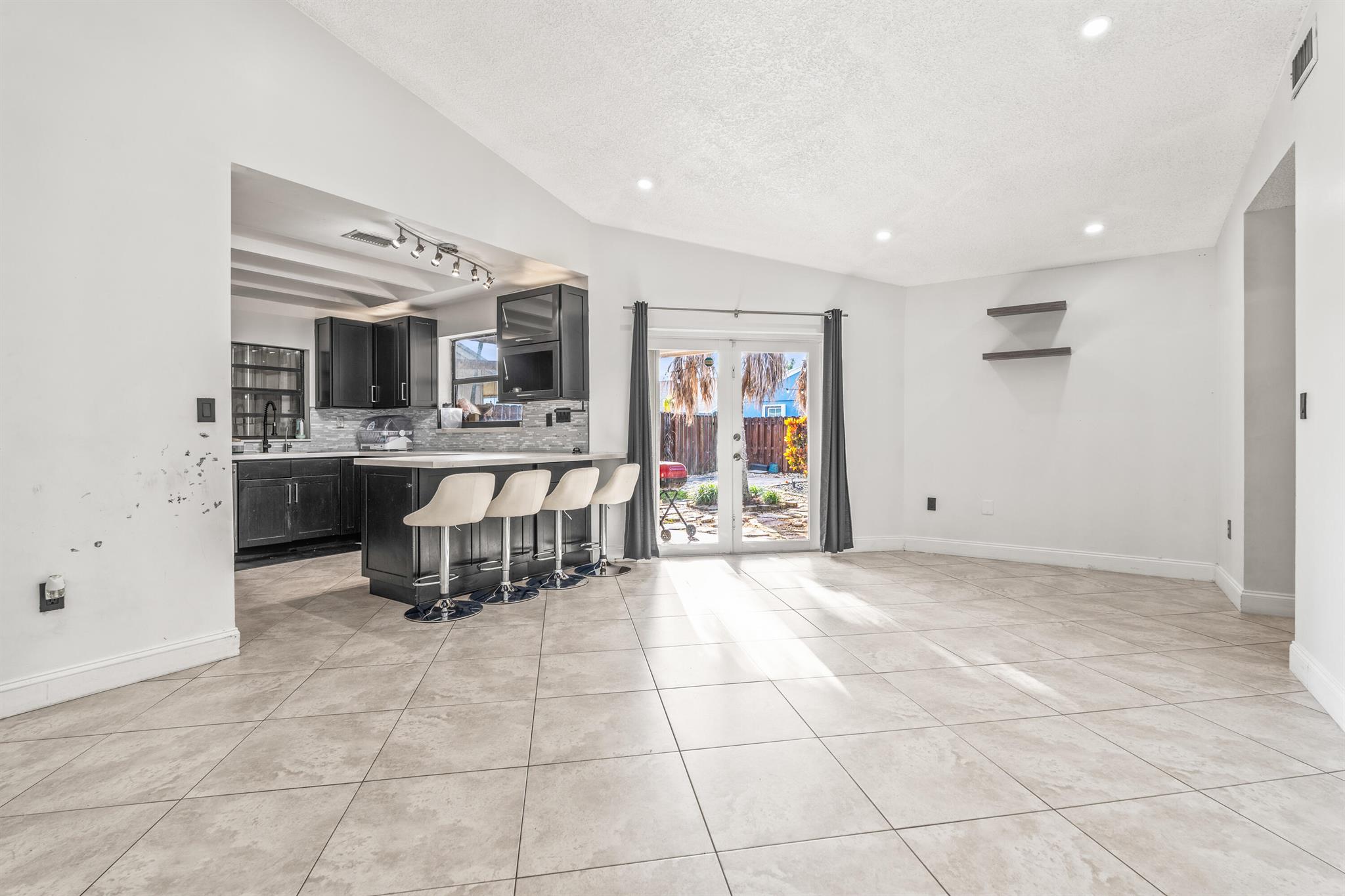 NEW RIVER ESTATES SEC 11 - Residential