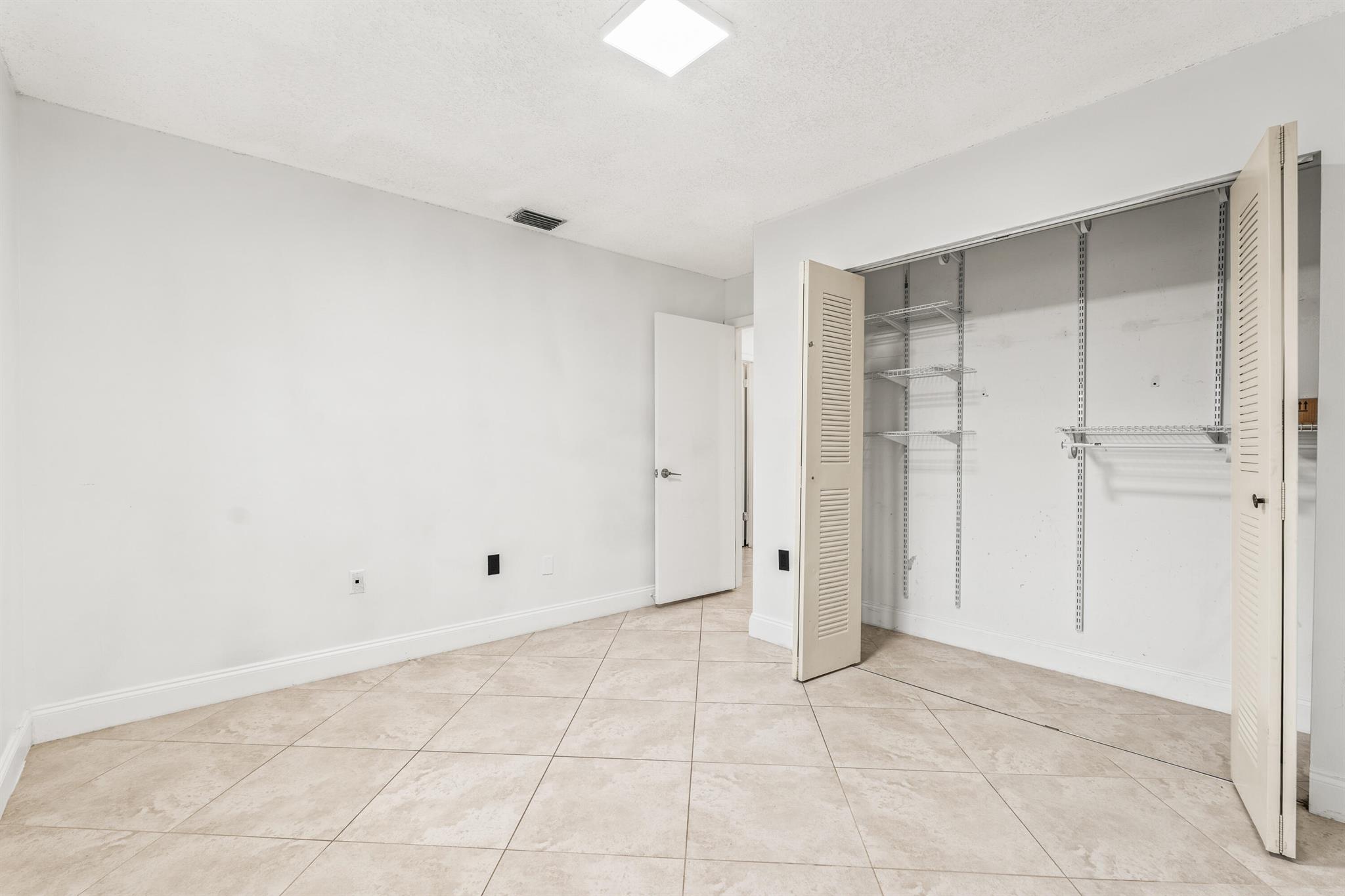 NEW RIVER ESTATES SEC 11 - Residential